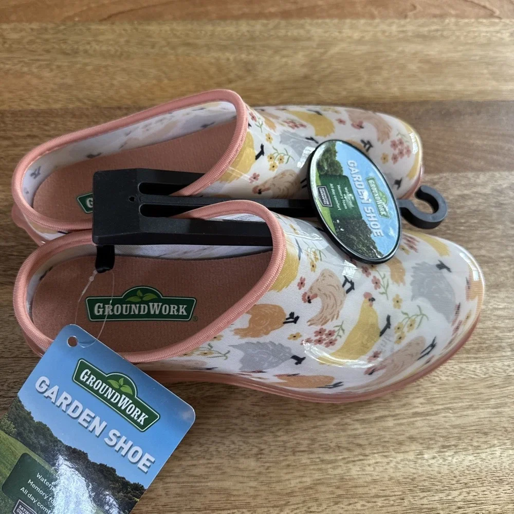 GroundWork Garden Clogs Womens 7 Chicken Print Peach Slip On Shoes Waterproof